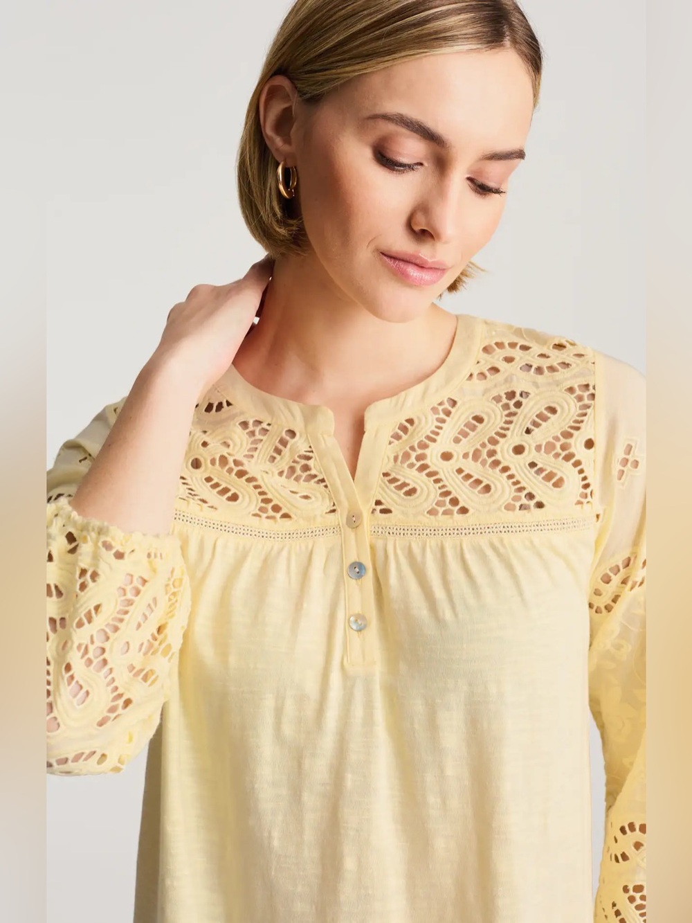 j.jill women’s yellow mixed media eyelet Henley top-size large NWOT - Picture 3 of 8